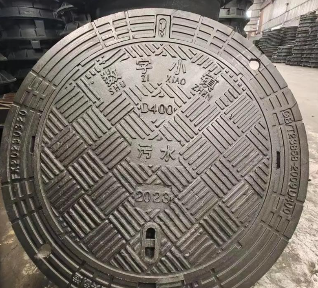 利国镇球墨铸铁防沉降井盖展示